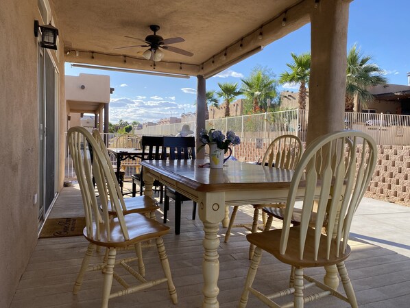 Outdoor dining