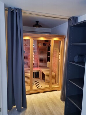 Ferienwohnung Weinstüble-"Ferienwohnung Weinstüble" Infrarot-Sauna