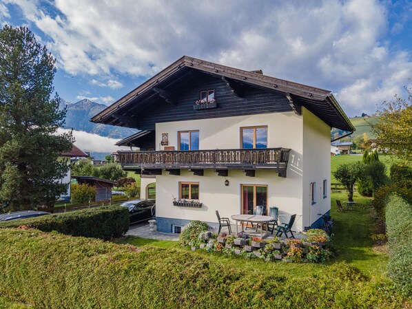 Extérieur maison de vacances [été]