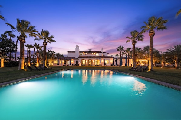 The Emerson Estate is a very private Mediterranean villa with a magnificent pool and majestic mountain backdrop.