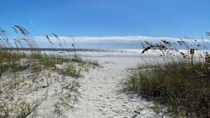 Just 3 Homes to the Wide Hilton Head Beach