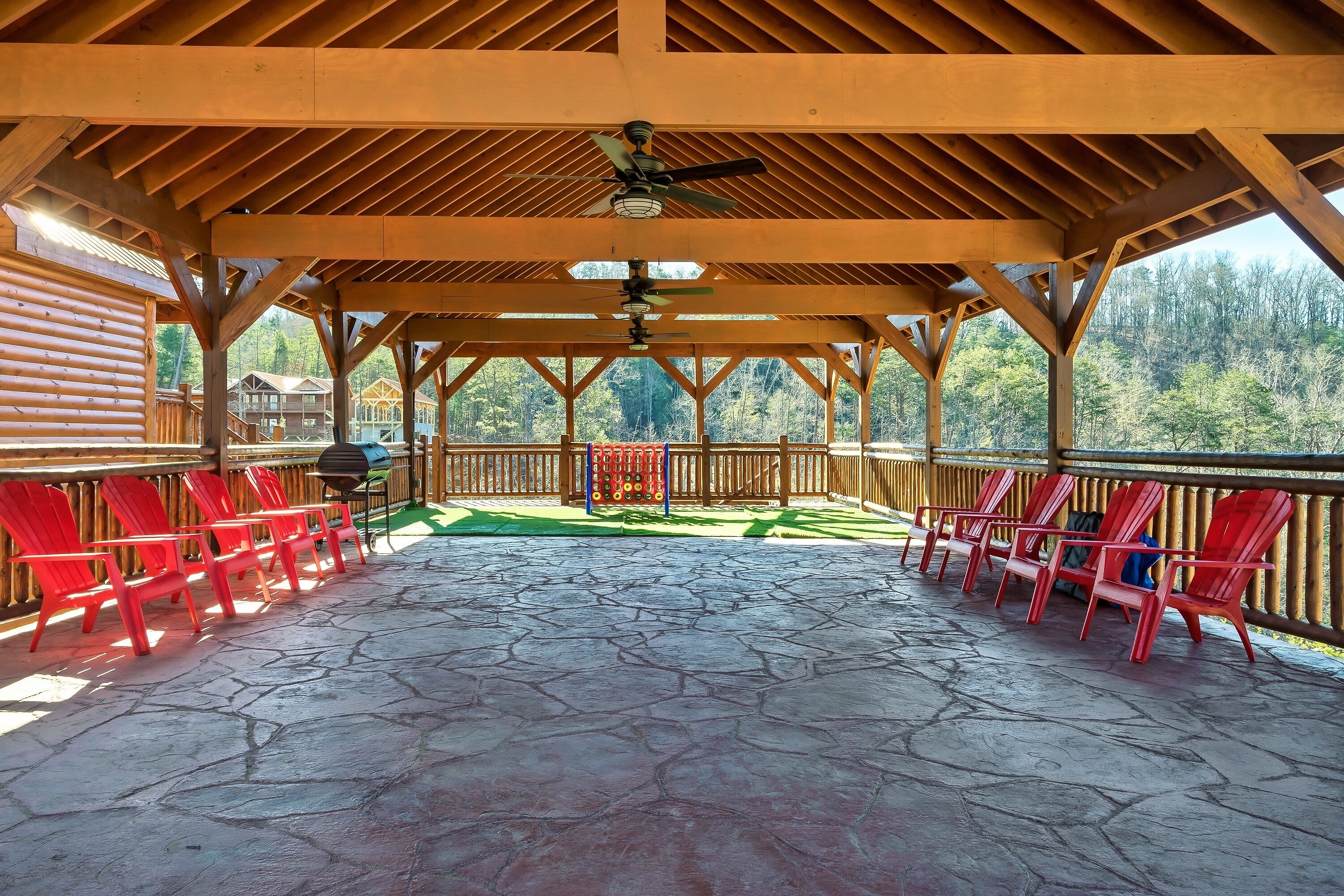 SLEEPS 24+!! PRIVATE HEATED POOL! GAME ROOM at Blue Smoke
