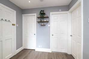 Hallway/Entrance