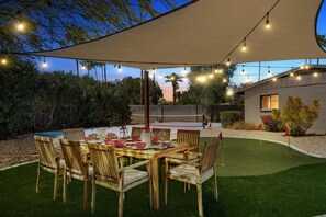 Outdoor dining under the lights