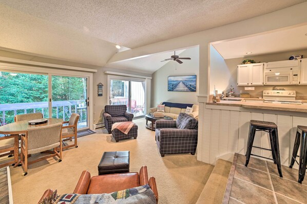Harbor Springs Vacation Rental | 3BR | 2.5BA | 1,800 Sq Ft | Stairs Required