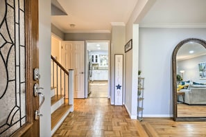 Entryway | Foyer