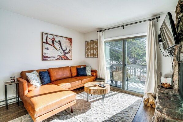 Fraser Vacation Rental | 2BR | 1BA | 660 Sq Ft | 1 Flight of Stairs to Access