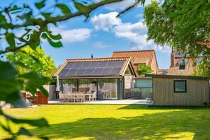 West Heath, Brancaster Staithe: With a fully enclosed garden