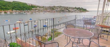 Stunning sea and estuary views from the balcony