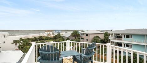 Ocean View – Climb up to the crow’s nest for a spectacular view of the Atlantic Ocean.