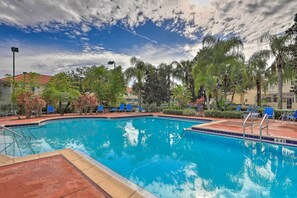 Kissimmee Vacation Rental | 3BR | 2.5BA | 1,468 Sq Ft | 1 Step to Enter