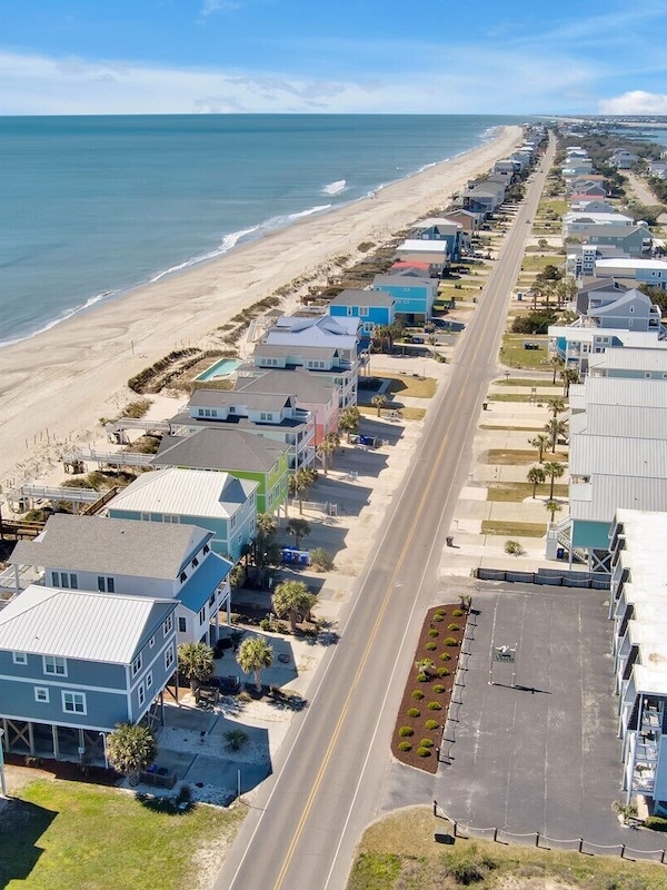 WBV 103 38 CG Sky View 3.2023