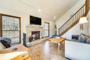Living Room | 1st Floor | Gas Fireplace | Queen Sleeper Sofa