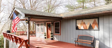 Balsam Cabin