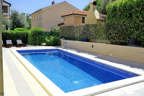 Holiday Home Swimming Pool
