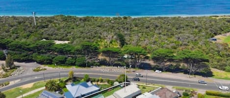 Aerial view Lonnie Dunes / Lonnie Waves
