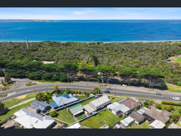 Aerial view Lonnie Dunes / Lonnie Waves
