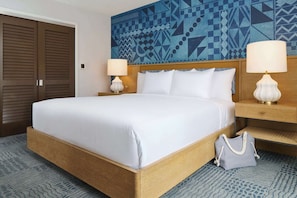 Unit with 1 King Bed