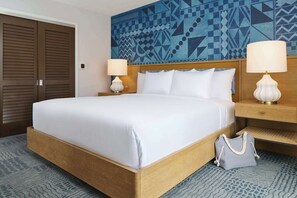 Unit with 1 King Bed