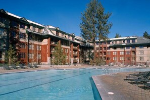 Main Pool (Heated)