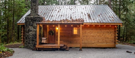 Creekside Cottage in the Fall