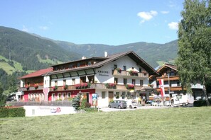 Extérieur maison de vacances [été]