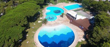 Schwimmbad des Ferienhauses