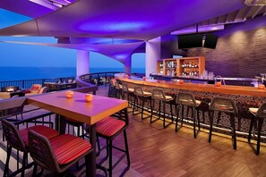 Onsite Bar