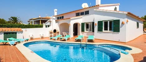 Beautiful villa with private pool and terrace