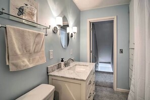 Upstairs Bathroom