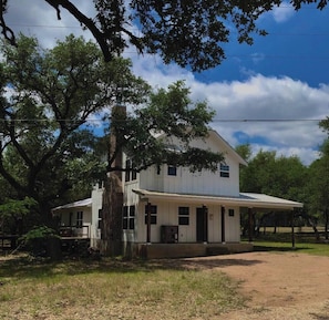 Farm style home on 4.3 acres