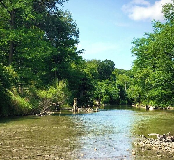 Come relax on the Guadalupe River! Take a short walk on the property (or drive) to access your private section of the beautiful waters of the Guadalupe! Bring your cooler and camping chairs and stay cool for the day.