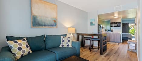 1st floor- Living room, bathroom, kitchen, king bed