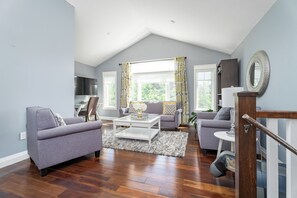 Spacious Guest Suite with height ceilings