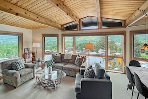 A gas fireplace, flat screen TV and incredible Aspen area views will be enjoyed during your vacation.