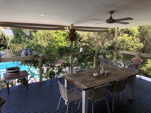 Outdoor dining