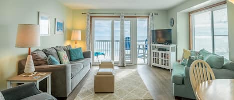 Oceanfront Living Room With Oceanviews