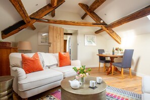 The Hayloft Sitting Room - StayCotswold