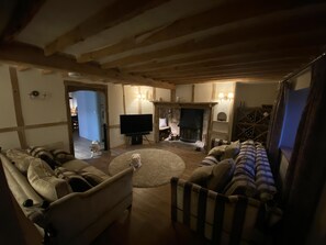  Lounge at night with cosy sofas and subtle lighting