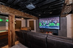 Spielezimmer
