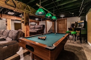 Spielezimmer