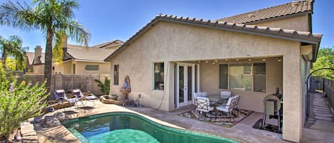 Oro Valley Vacation Rental | 4BR | 2.5BA | Step-Free Access | 2,620 Sq Ft