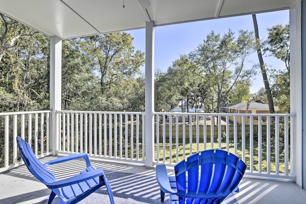 Murrells Inlet Vacation Rental | 3BR | 3BA | 2,500 Sq Ft | Stairs Required