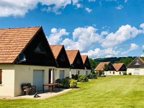 Außenseite Ferienhaus [Sommer]