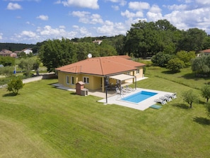 Holiday Home Swimming Pool