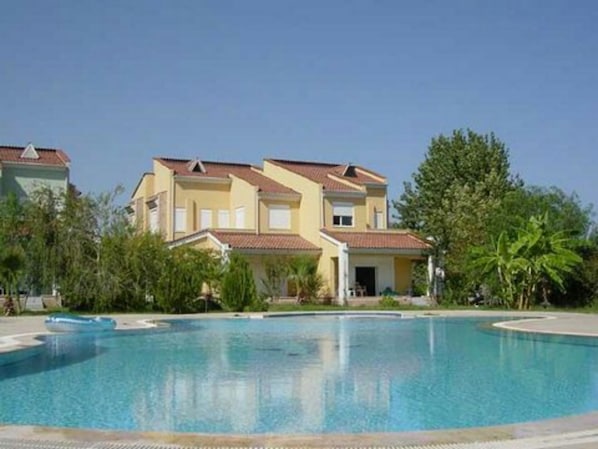 complete villa