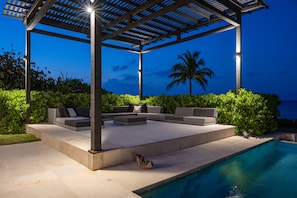 400-square-foot sitting area beautifully appointed with new outdoor furniture