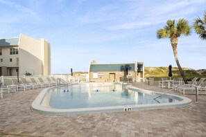 Tradewinds Community Pool