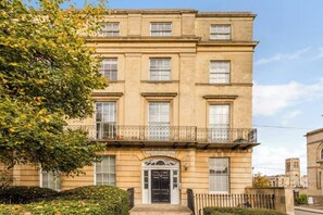 St. Margaret's Terrace, built in c. 1820 by Hon. Katherine Monson, Cheltenham's famous female property developer, who built a number of regency properties in the area before fleeing to Belgium to avoid bankruptcy charges!