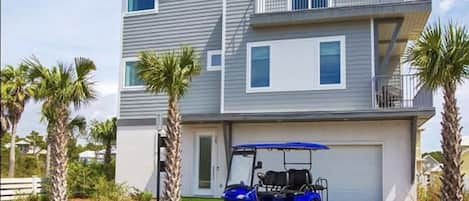 LUXE Beach Home with 6 seat golf cart